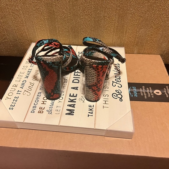 Multi coloured snake print heels - Picture 2 of 2